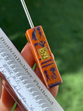 Load image into Gallery viewer, Kaotic Artworks “Hieroglyphic” Flathead w/ .999 Fine Gold Bar
