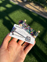 Load image into Gallery viewer, Kaotic Artworks Uv Stealie Tech Deck Flathead