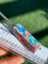 Load image into Gallery viewer, Pourcasso Travel Size Mini Spatula w/ 7 Opals