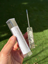Load image into Gallery viewer, Pourcasso Glitter Shredded Cash Flathead w/ $2 Bill