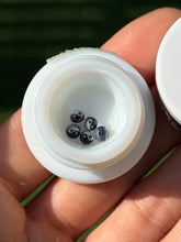 Load image into Gallery viewer, Steve H 4mm Yin-Yang Pearl