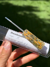 Load image into Gallery viewer, Pourcasso Shredded Cash + Gold Leaf w/ 1 gram 24kt Gold Bar